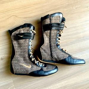 Nike Women’s Lace-up Boots